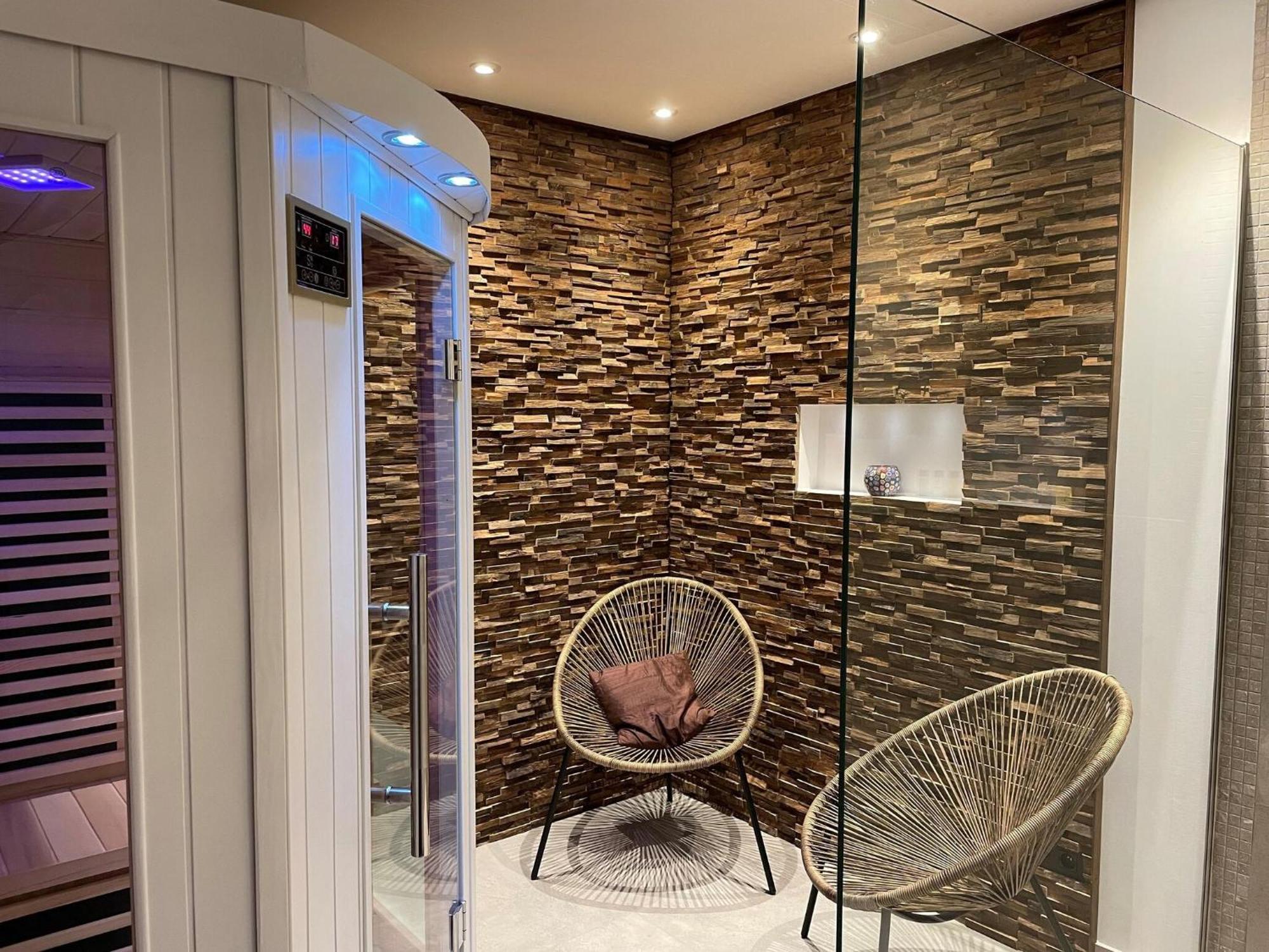 Delightful Castle In Bastogne With Bubble Bath Vila Exterior foto