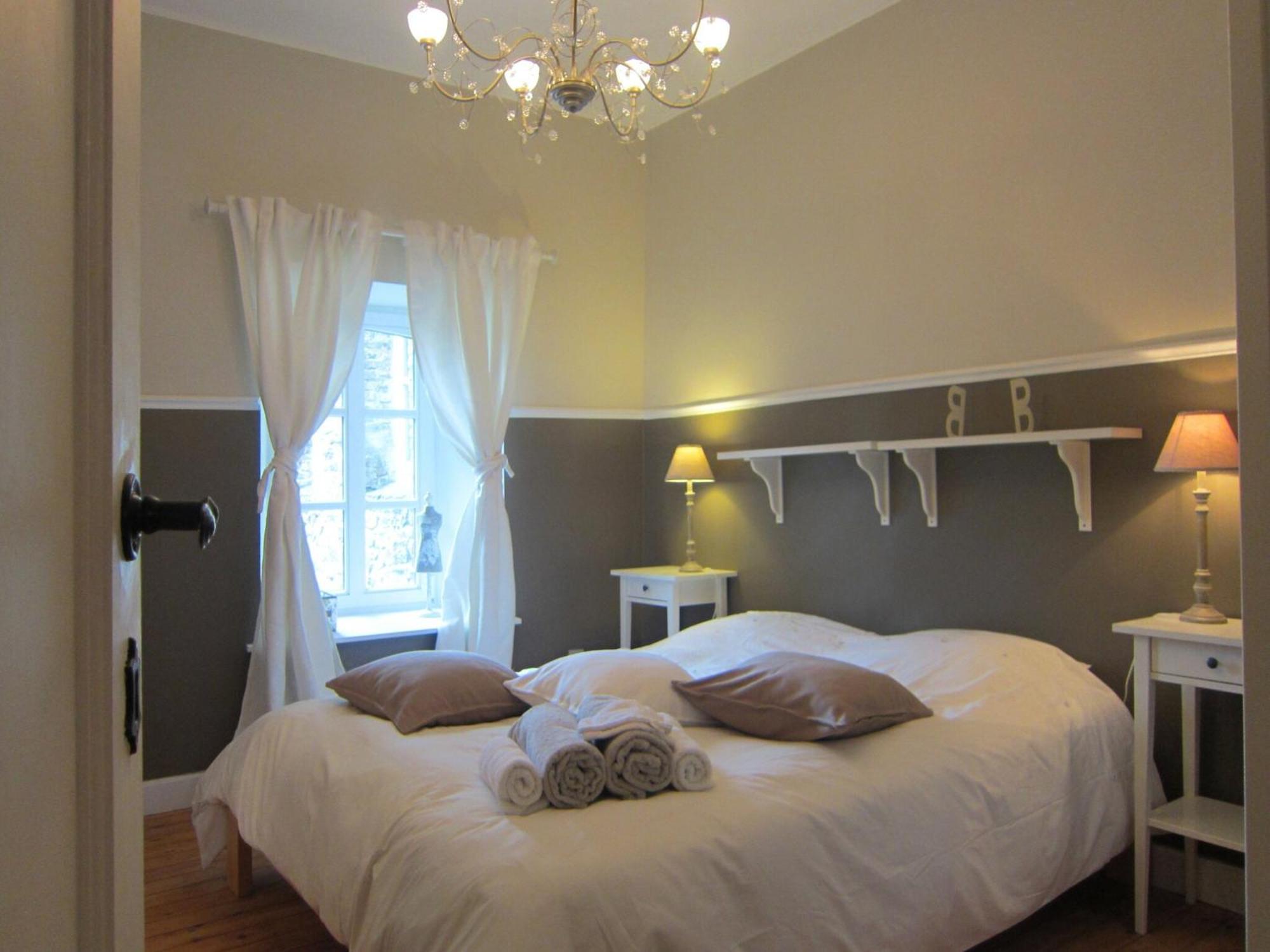 Delightful Castle In Bastogne With Bubble Bath Vila Exterior foto