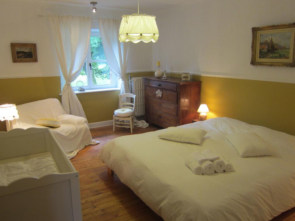 Delightful Castle In Bastogne With Bubble Bath Vila Exterior foto