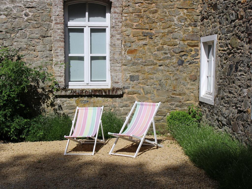 Delightful Castle In Bastogne With Bubble Bath Vila Exterior foto